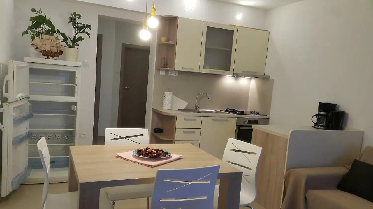 Apartments Anaivana Trogir