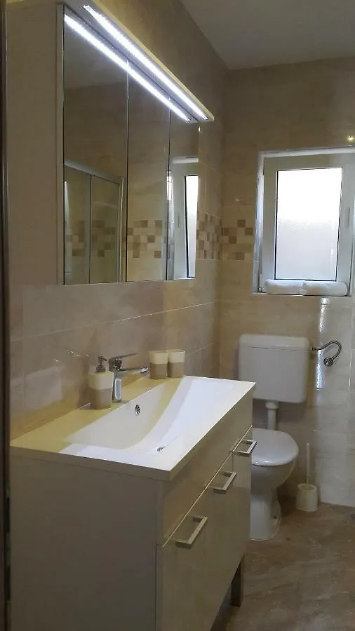 Apartments Anaivana Trogir 0*,